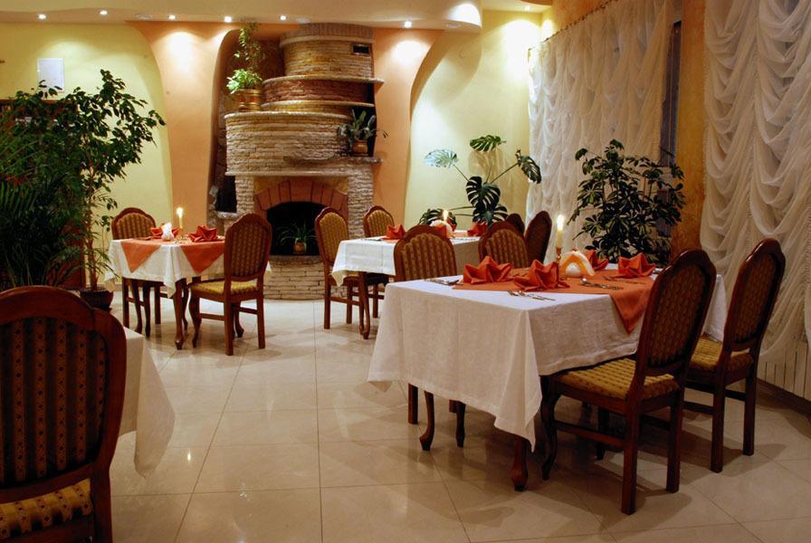 Secession Hotel Leczna Екстер'єр фото